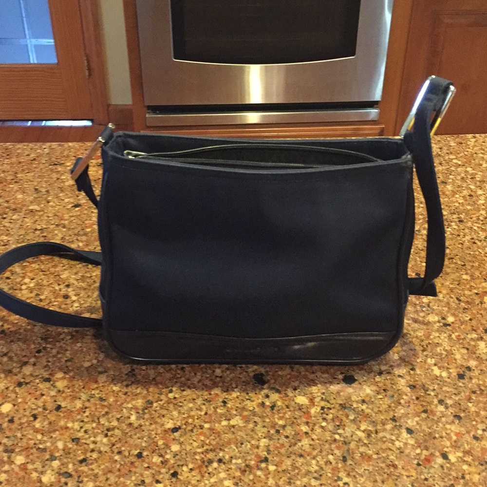 LIZ CLAIRBORNE DARK NAVY SHOULDER BAG**